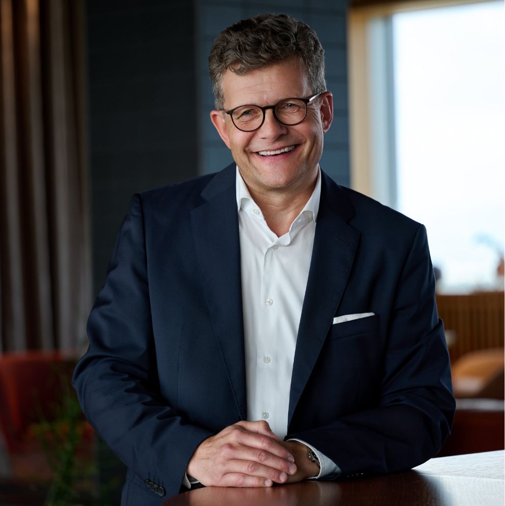 Marcus Smola, Managing Director, in stylish surroundings - a host with passion and vision